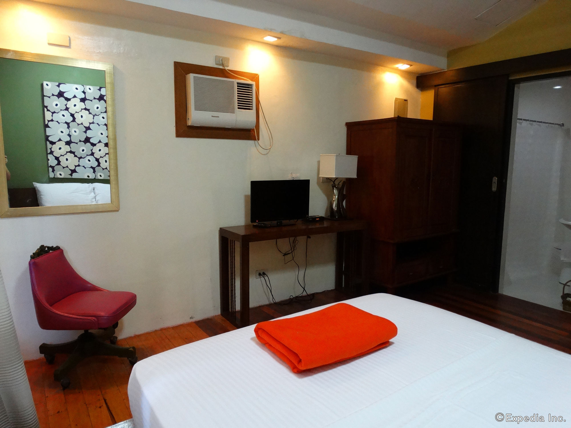 Purple Tree Bed & Breakfast Paranaque City Ngoại thất bức ảnh