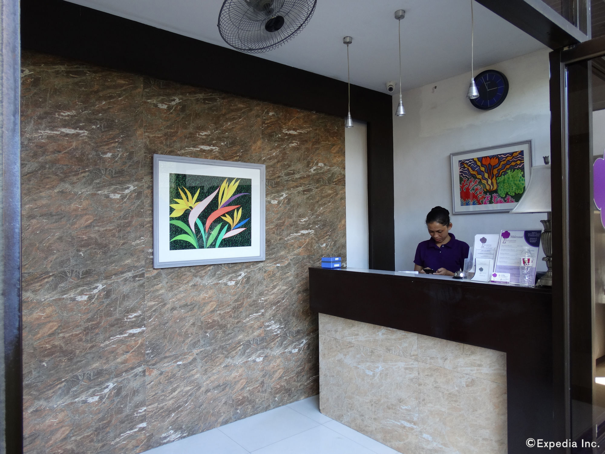 Purple Tree Bed & Breakfast Paranaque City Ngoại thất bức ảnh