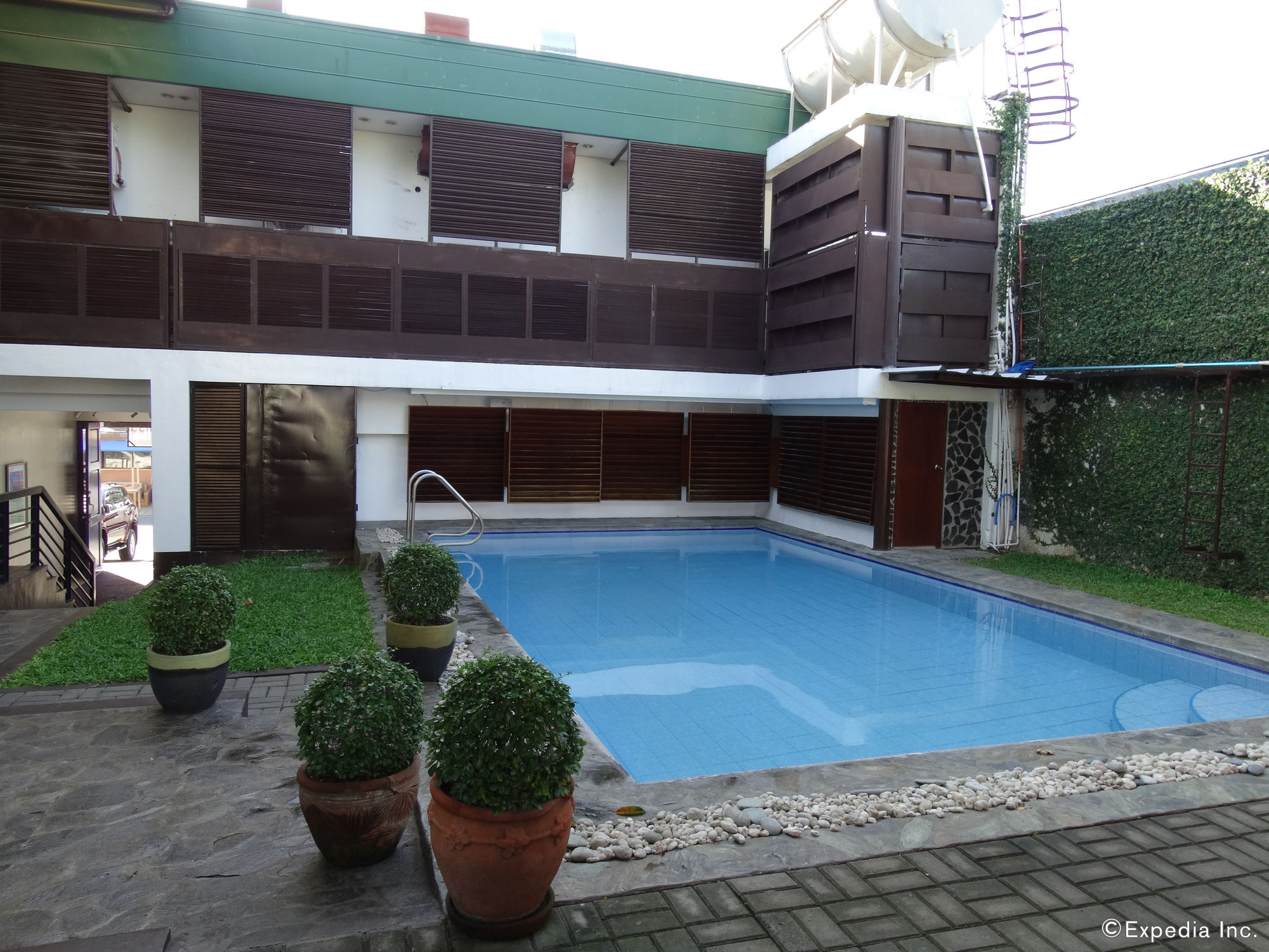 Purple Tree Bed & Breakfast Paranaque City Ngoại thất bức ảnh