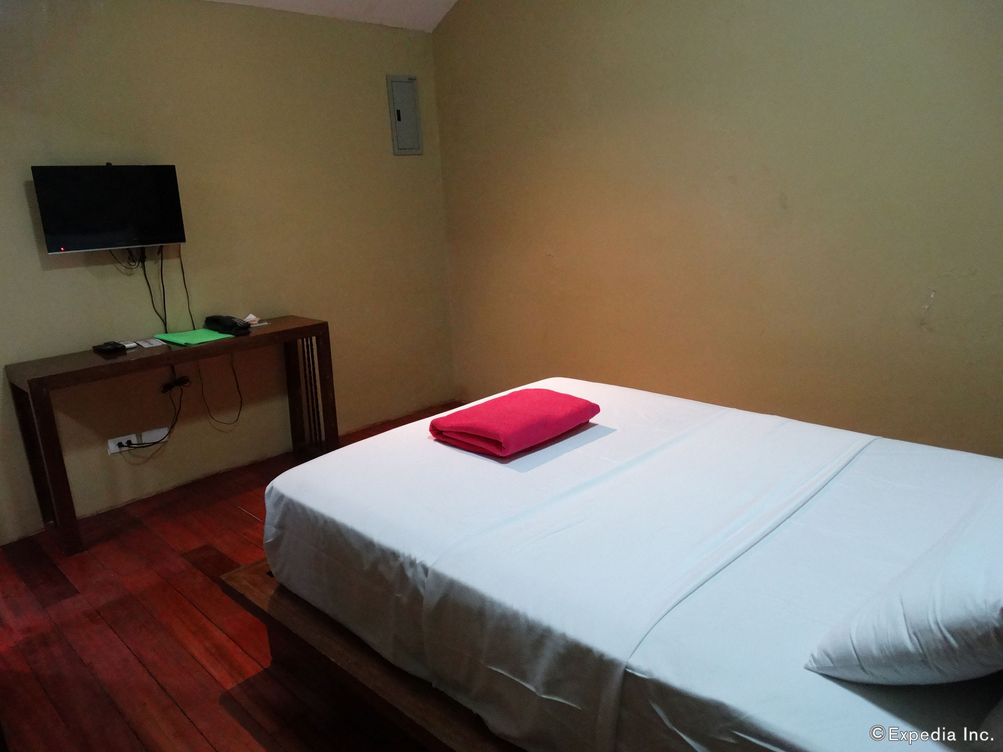 Purple Tree Bed & Breakfast Paranaque City Ngoại thất bức ảnh