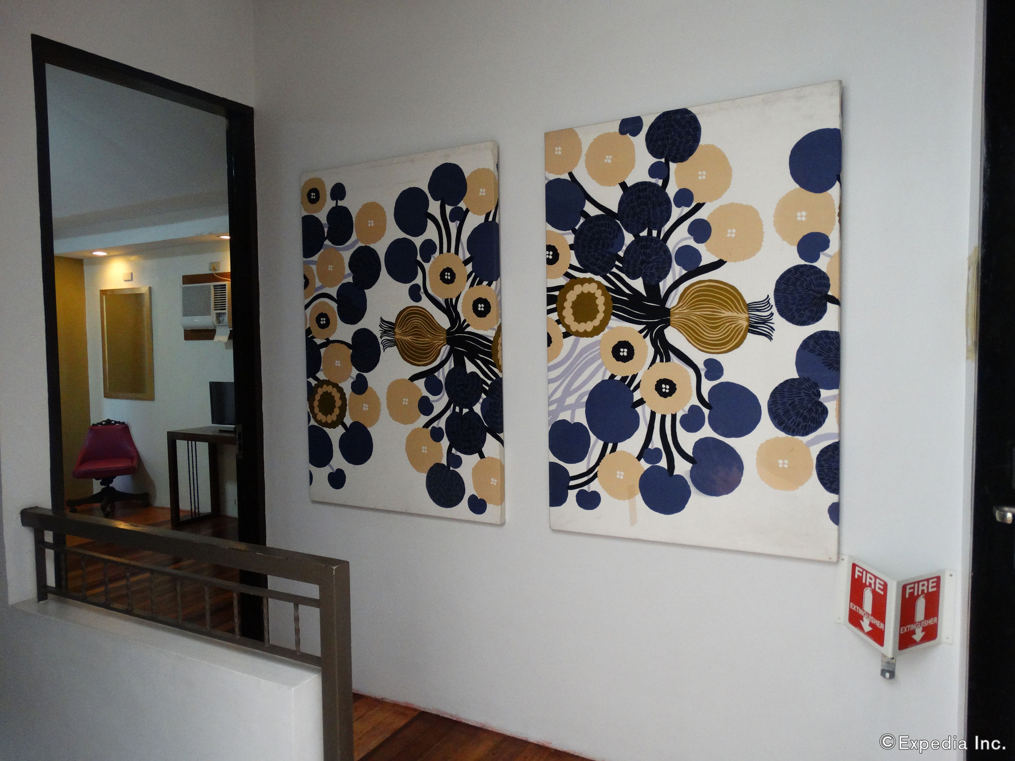 Purple Tree Bed & Breakfast Paranaque City Ngoại thất bức ảnh